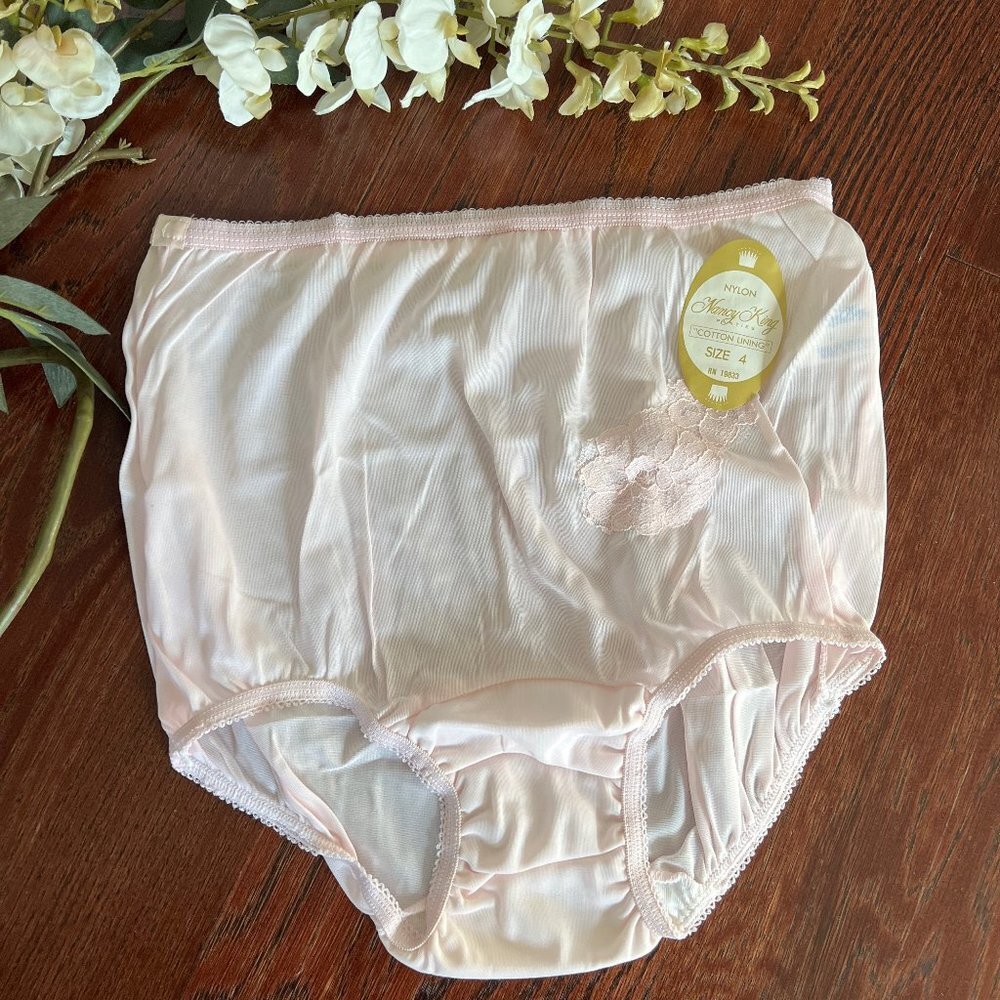 NWT Nancy King Vintage Sheer Mushroom Panty 50's Style Size 4 Blush Pink